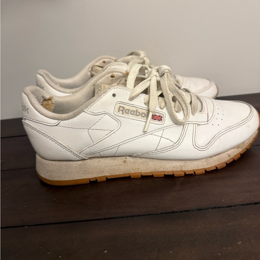 Reebok Classic Leather White Gum Sole Sneakers — Women’s 8